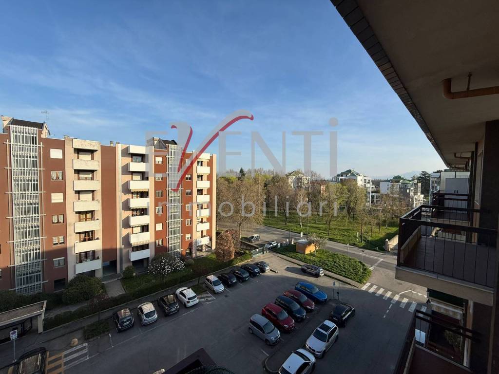 appartamento in vendita a Pinerolo in zona Avaro/Tron