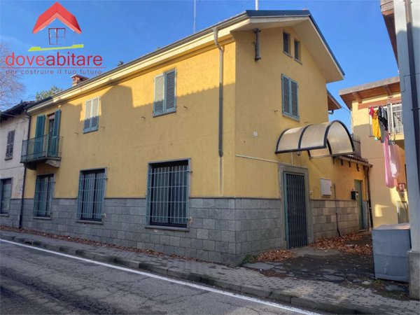 casa indipendente in vendita a Pinerolo in zona Abbadia Alpina