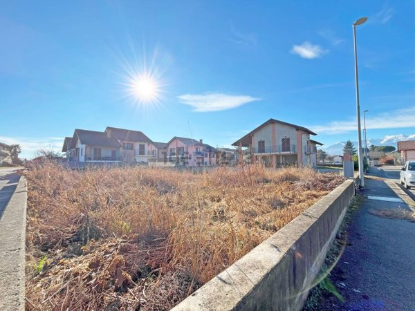 terreno in vendita a Pinerolo
