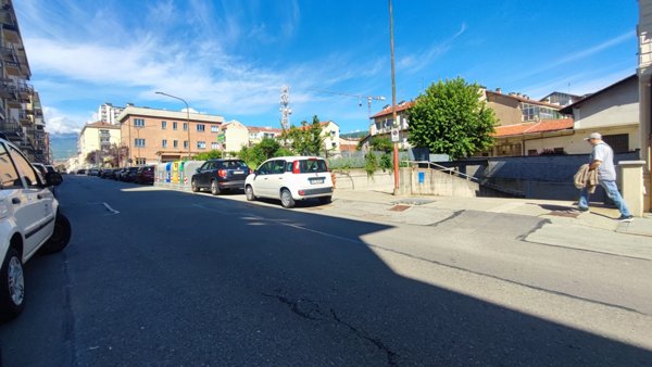 box auto in vendita a Pinerolo in zona Avaro/Tron