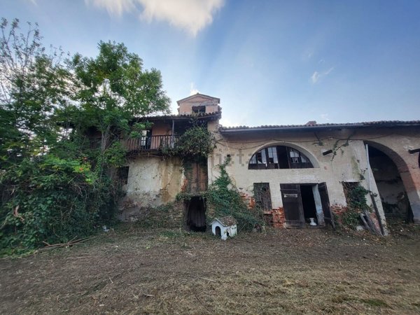 casa indipendente in vendita a Pinerolo