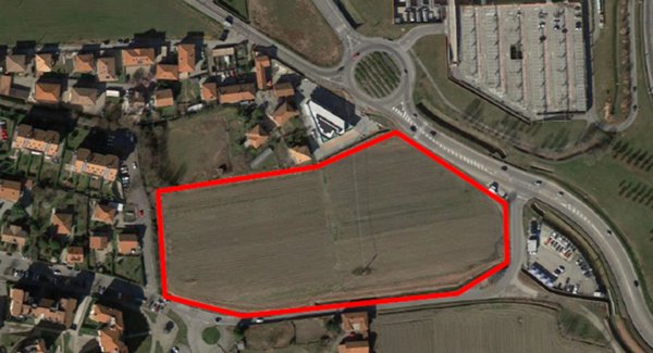 terreno edificabile in vendita a Pinerolo in zona Motta Grossa