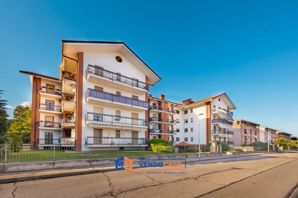 appartamento in vendita a Pinerolo in zona Riauna