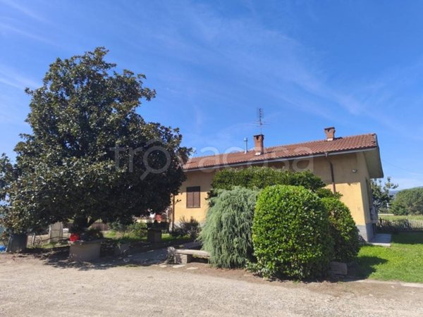casa indipendente in vendita a Pinerolo in zona Villa Motta Rasini