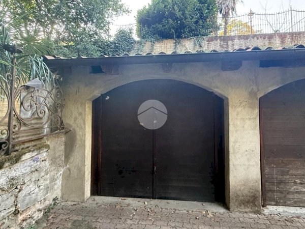 box auto in vendita a Pinerolo in zona Avaro/Tron