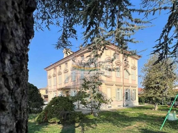 casa indipendente in vendita a Pinerolo in zona Baudenasca