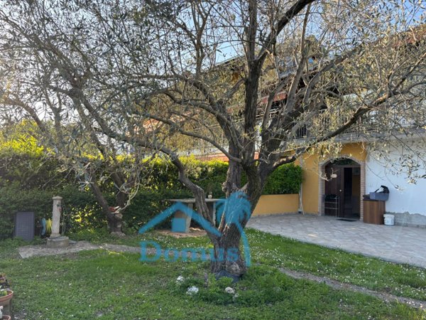 appartamento in vendita a Pinerolo in zona Motta Grossa