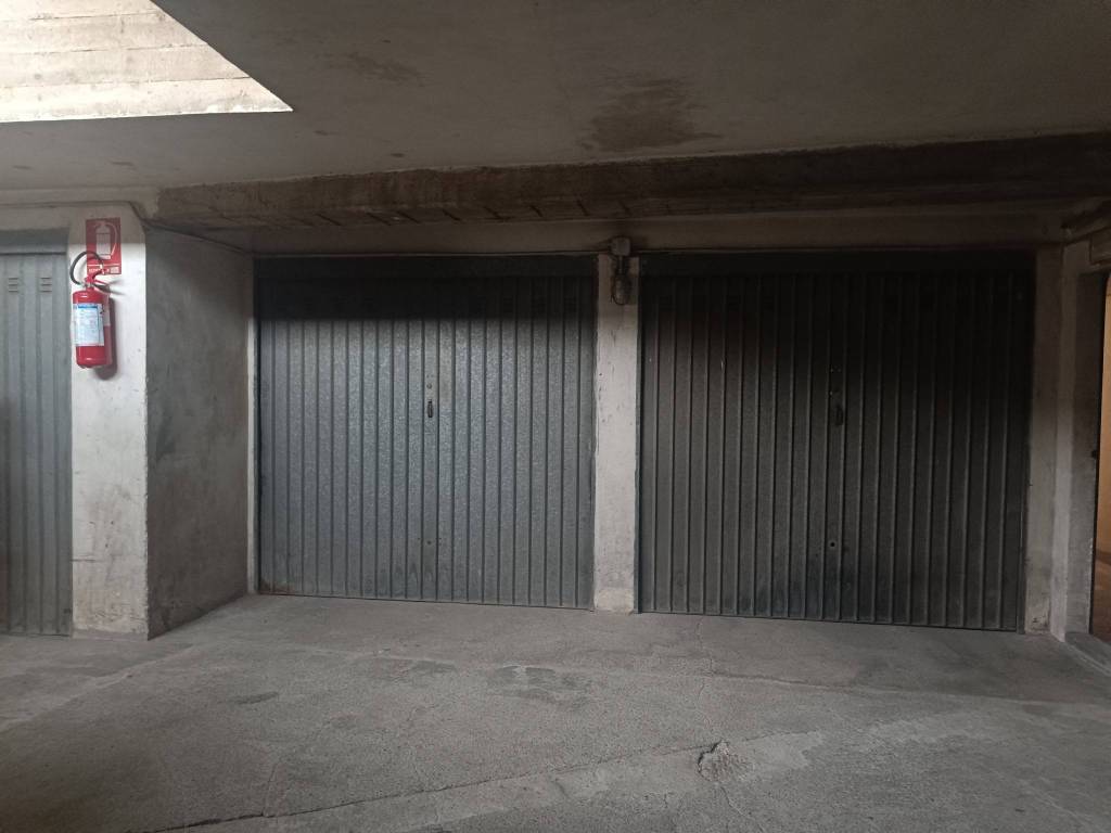 box auto in vendita a Pinerolo in zona Avaro/Tron