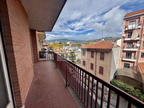 appartamento in vendita a Pinerolo in zona Avaro/Tron