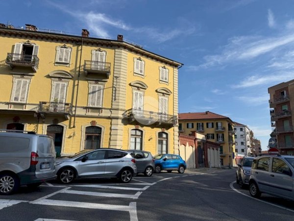 box auto in vendita a Pinerolo