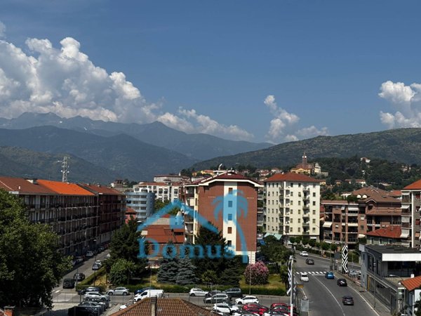 appartamento in vendita a Pinerolo in zona Avaro/Tron