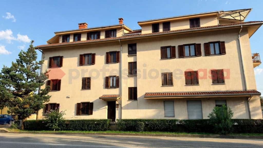 appartamento in vendita a Pinerolo in zona Riauna