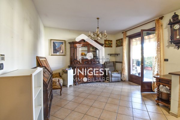appartamento in vendita a Pinerolo in zona Avaro/Tron