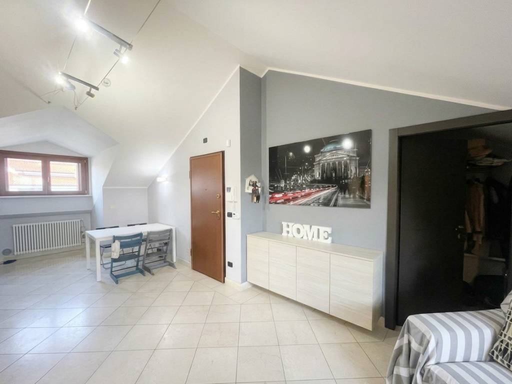 appartamento in vendita a Pinerolo in zona Riauna