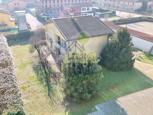 casa indipendente in vendita a Malagnino