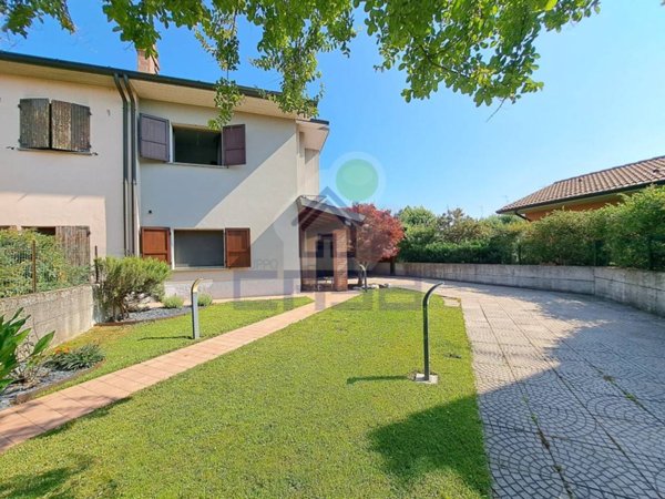 casa indipendente in vendita a Malagnino