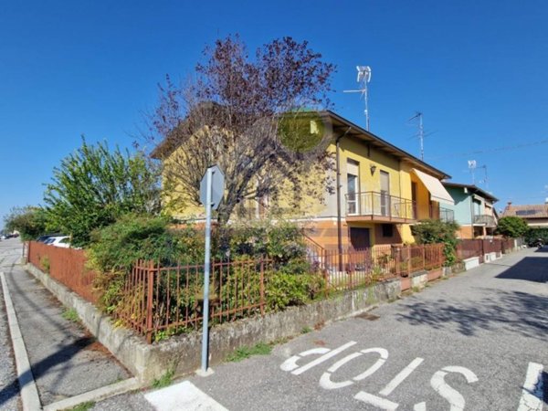 casa indipendente in vendita a Malagnino