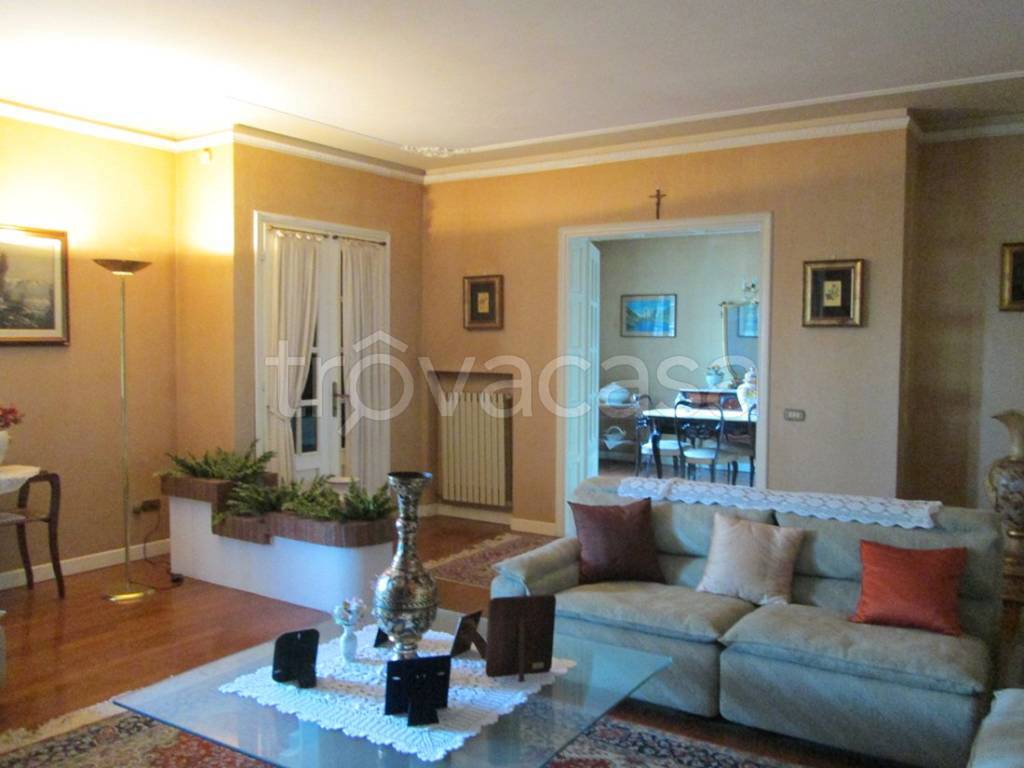 casa indipendente in vendita a Martignana di Po