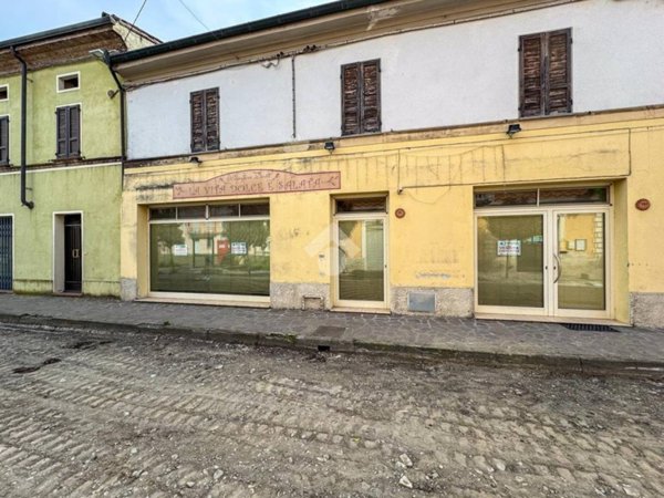 negozio in vendita a Martignana di Po