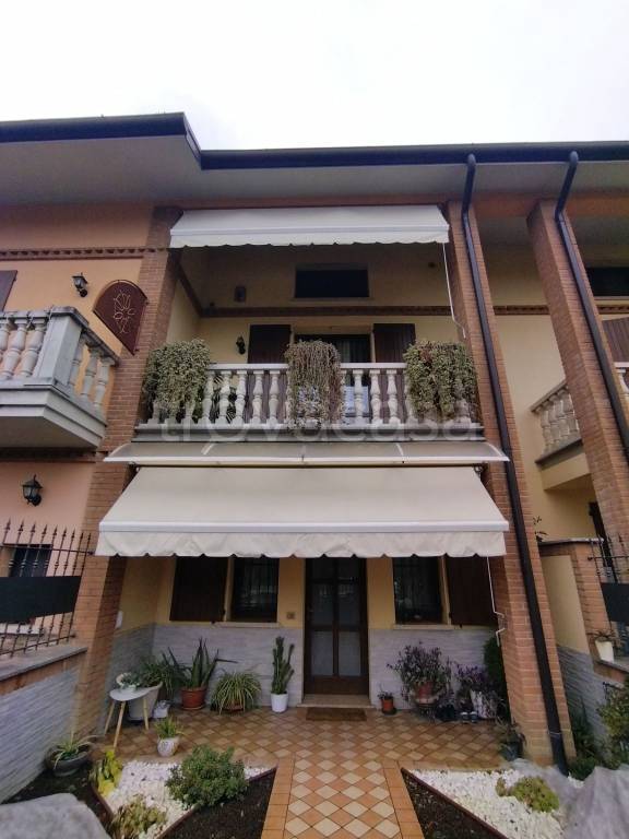 casa indipendente in vendita a Martignana di Po