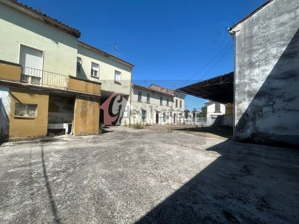 casa indipendente in vendita a Martignana di Po