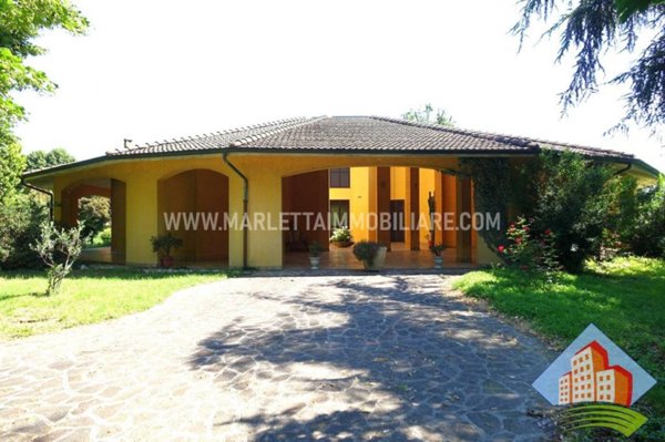casa indipendente in vendita a Monte Cremasco