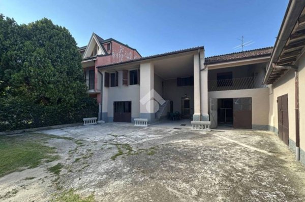casa indipendente in vendita a Monte Cremasco