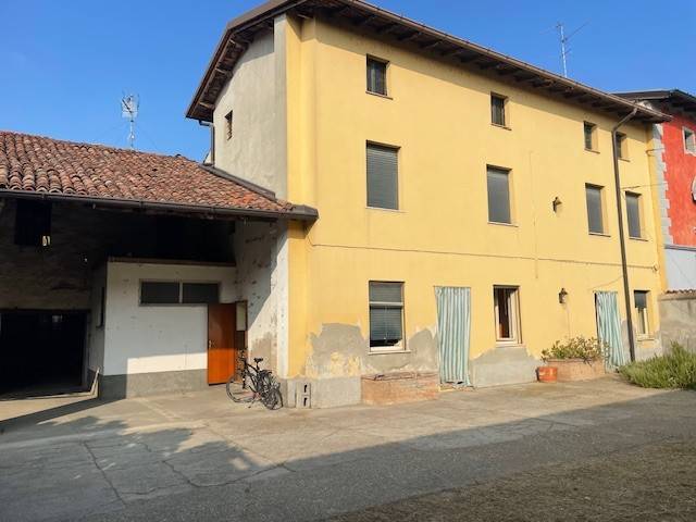casa indipendente in vendita a Monte Cremasco
