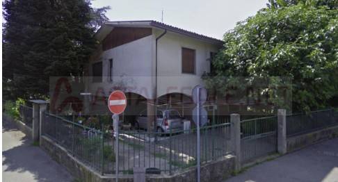 casa indipendente in vendita a Monte Cremasco