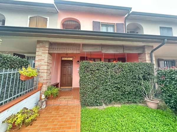 casa indipendente in vendita a Monte Cremasco