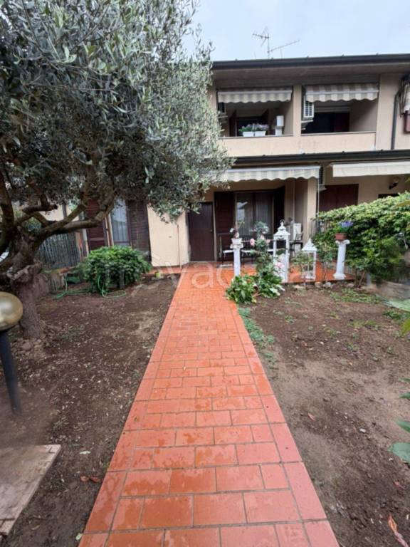 casa indipendente in vendita a Monte Cremasco