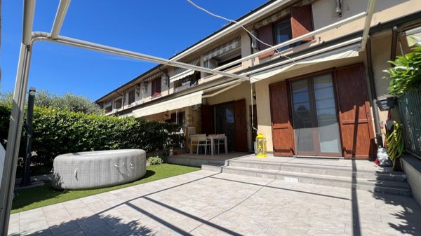casa indipendente in vendita a Monte Cremasco