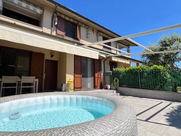 casa indipendente in vendita a Monte Cremasco