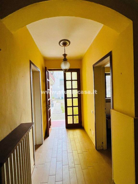 casa indipendente in vendita a Montodine