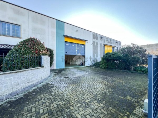 terreno edificabile in vendita a Montodine