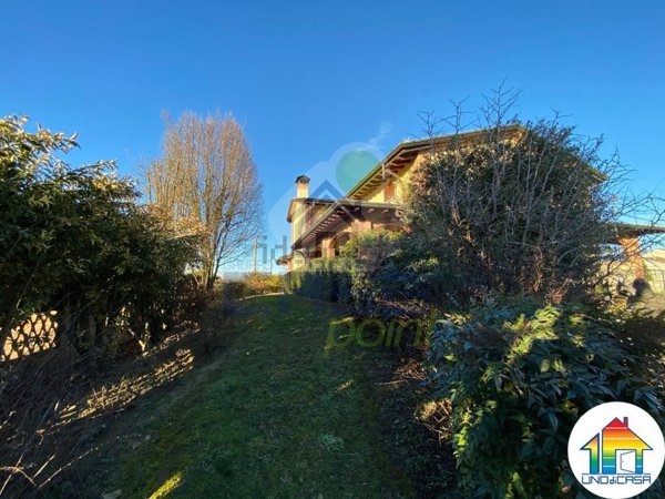casa indipendente in vendita a Montodine