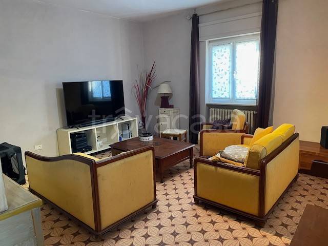 casa indipendente in vendita a Montodine