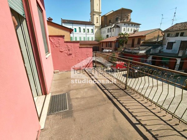 casa indipendente in vendita a Montodine