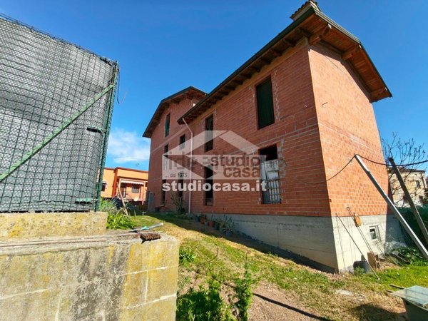 casa indipendente in vendita a Montodine