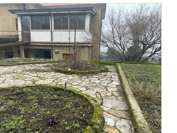 casa indipendente in vendita a Montodine