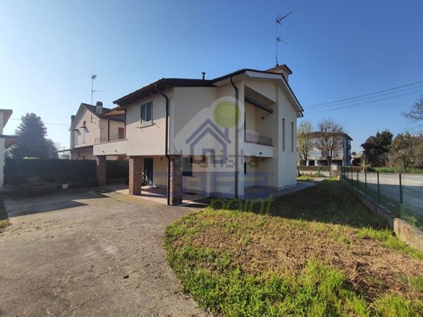 casa indipendente in vendita a Motta Baluffi