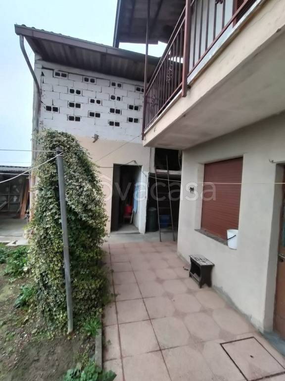 casa indipendente in vendita a Motta Baluffi