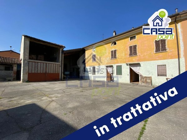 casale in vendita a Motta Baluffi