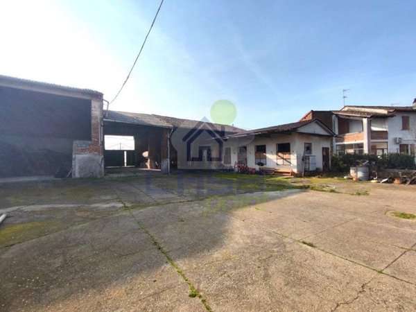 casa indipendente in vendita a Motta Baluffi