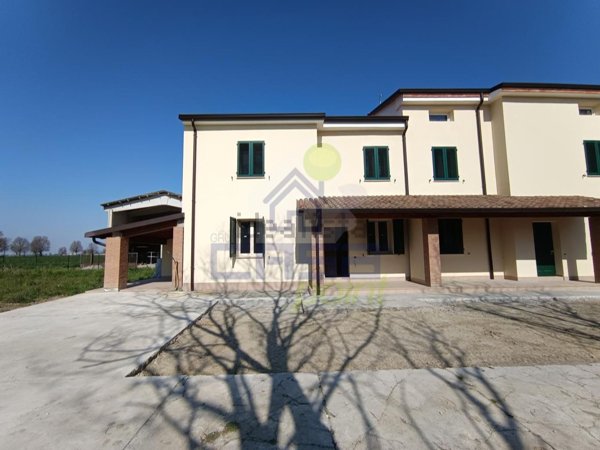 casa indipendente in vendita a Motta Baluffi