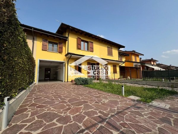 casa indipendente in vendita ad Offanengo