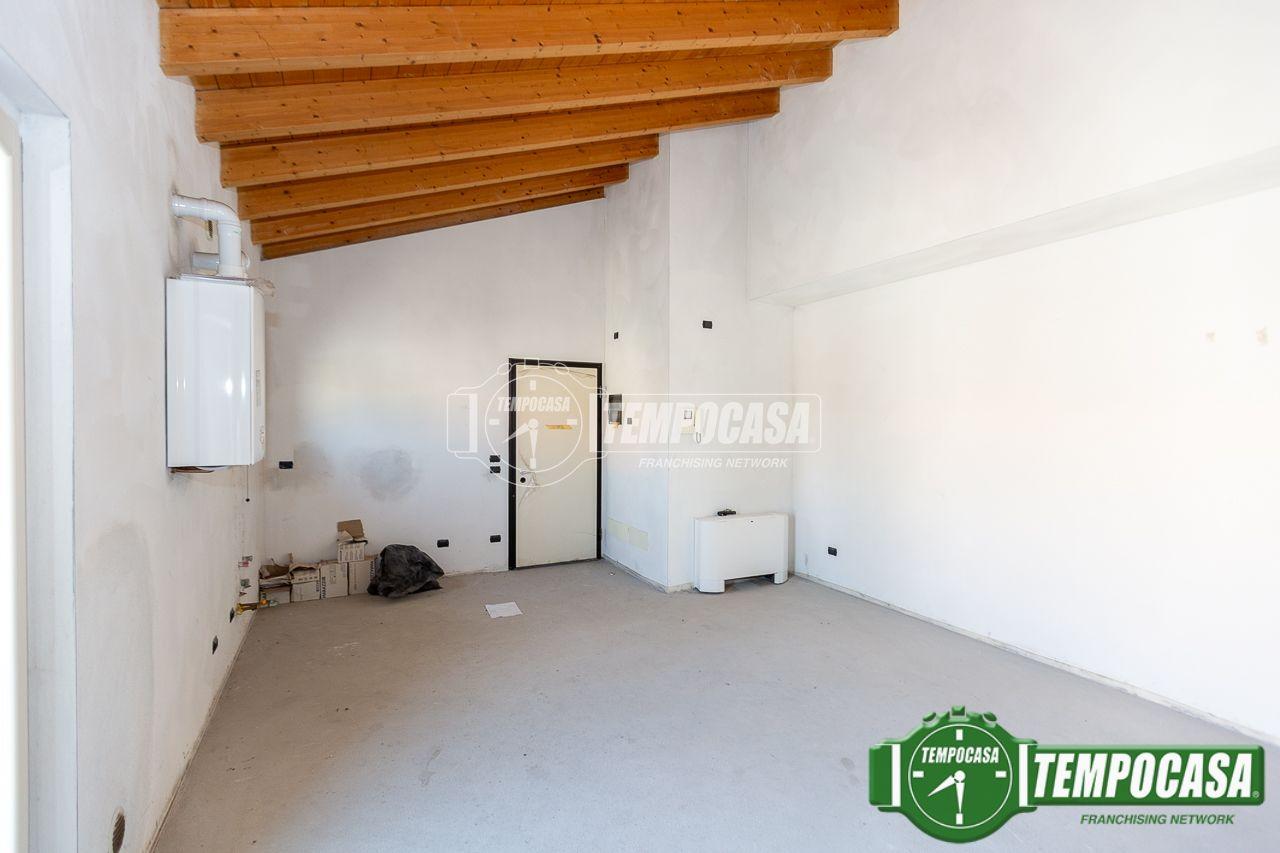 appartamento in vendita ad Offanengo