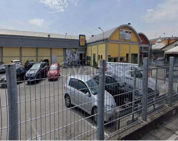 negozio in vendita ad Offanengo