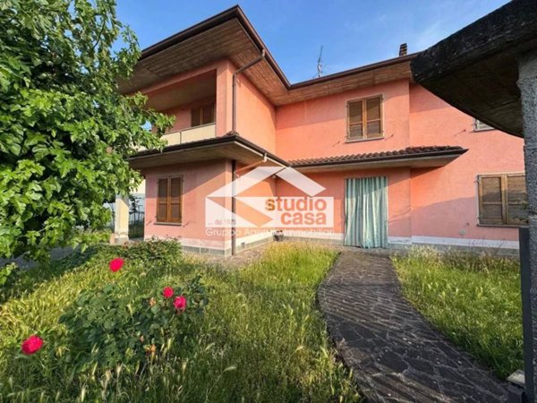 casa indipendente in vendita ad Offanengo