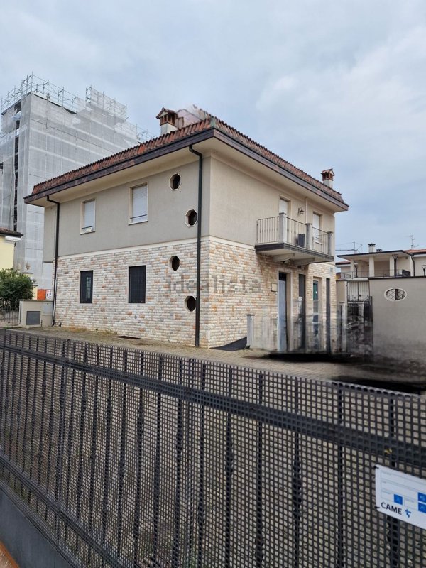 appartamento in vendita ad Offanengo